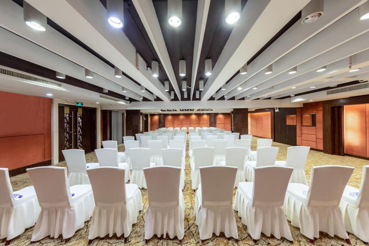 Crowne Plaza Foshan By Ihg - Canton Fair Free Shuttle Bus Dış mekan fotoğraf